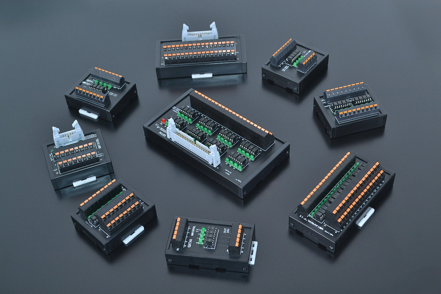 QMT017SL Terminal Block Module 32 Bit PLC Input and Output Module with Light Adapter Terminal Block PLC Terminal Station