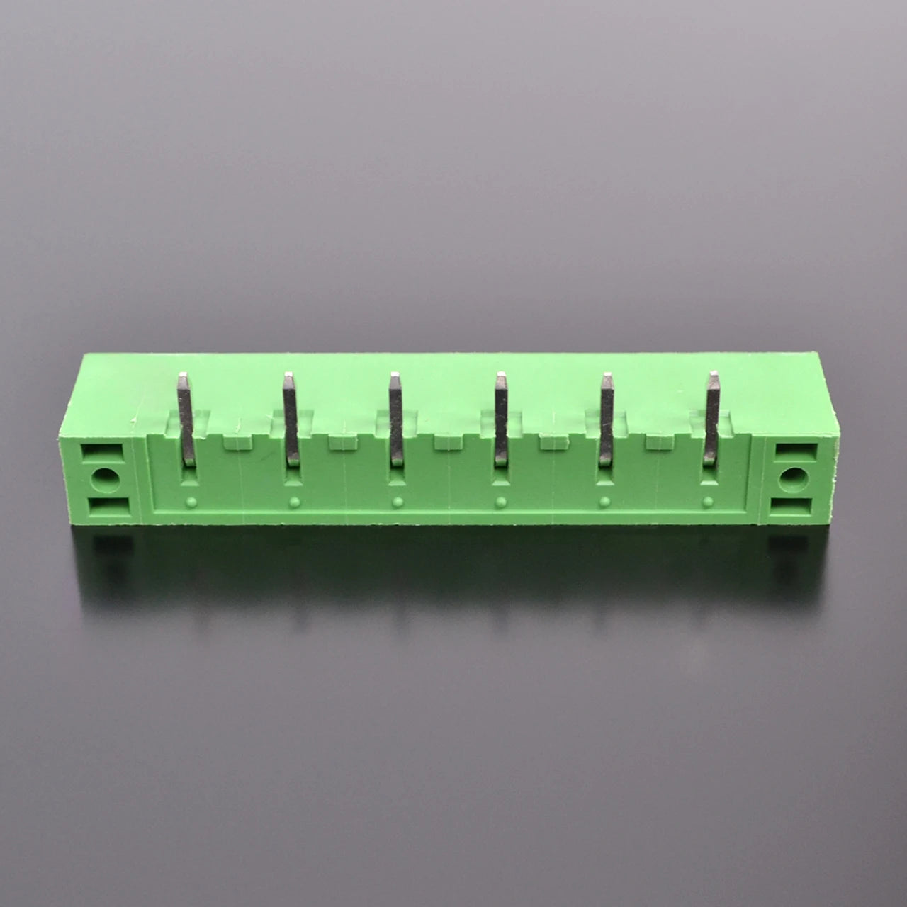 QS-762RF-6P PCB Terminal Blocks 7.62mm Pitch 6P 300V 15A Green High Strength Screw Connector With Flange