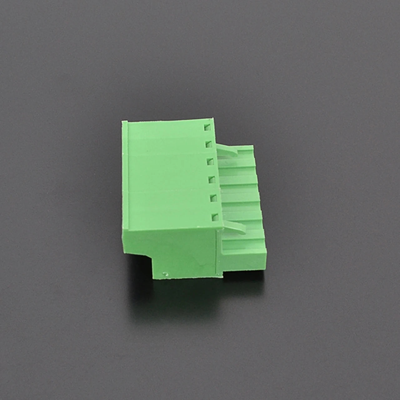 QPZ-508-6P 5.08mm Pitch 6P 300v 15A M2.0 Screw Green High Strength QPZ Series Plug PCB Terminal Blocks