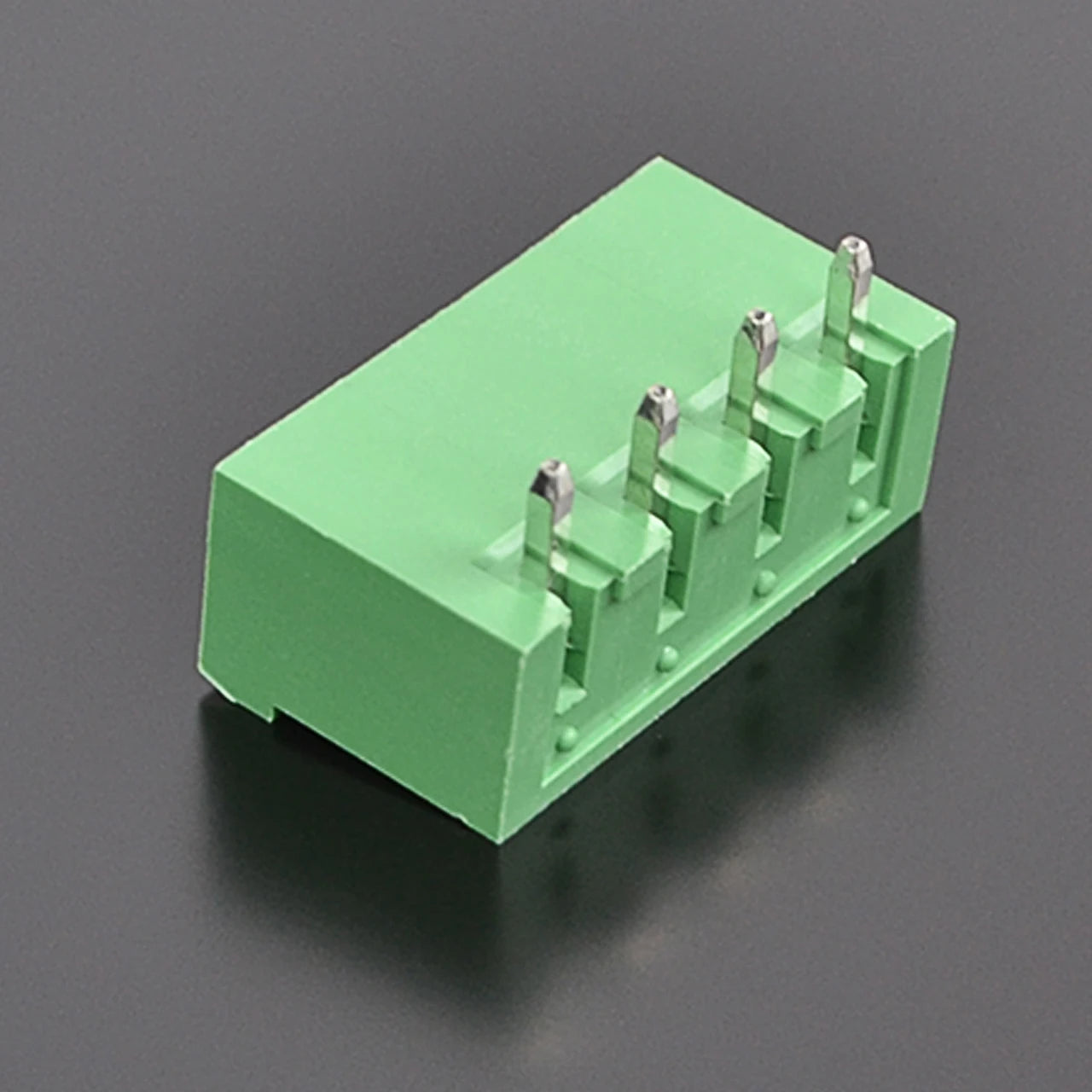 QS-500RC-4P  PCB Terminal Blocks 5.00mm Pitch 4P 300V 15A Green High Strength Screw Connector