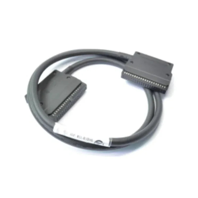 QX211-1-500 20P  I/O Cable with Terminal Block Full Plug in Connection PLC