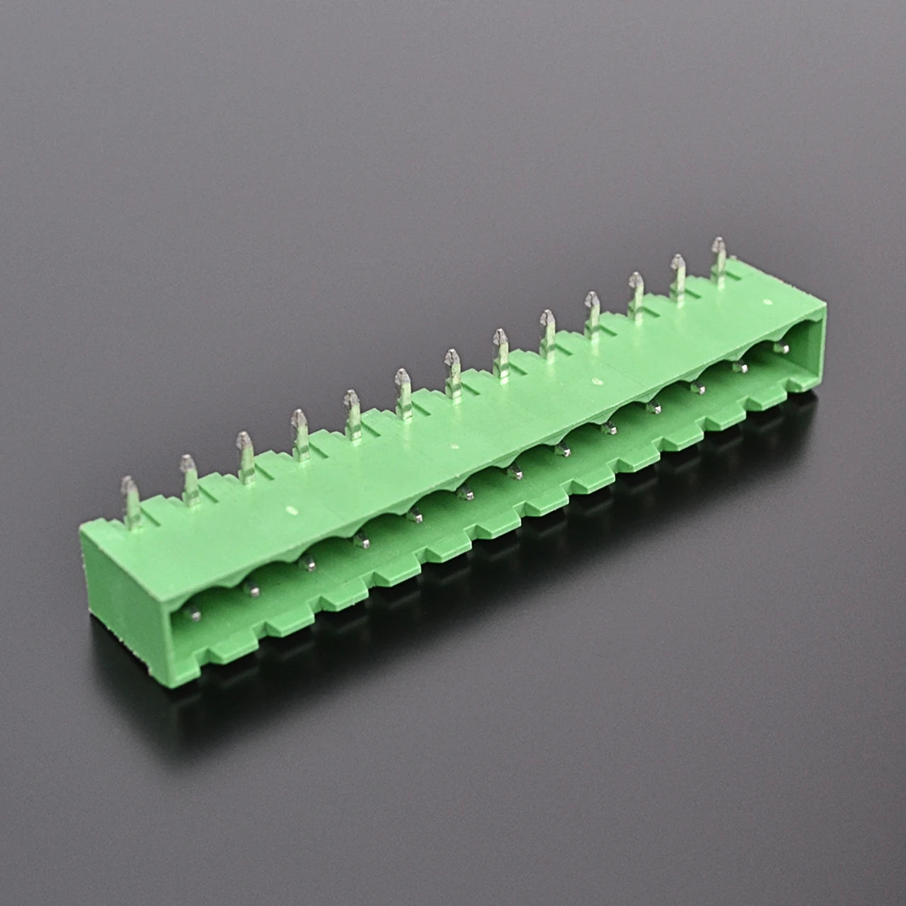 QS-500RC-13P PCB Terminal Blocks 5.00mm Pitch 13P 300V 15A Green High Strength Screw Connector