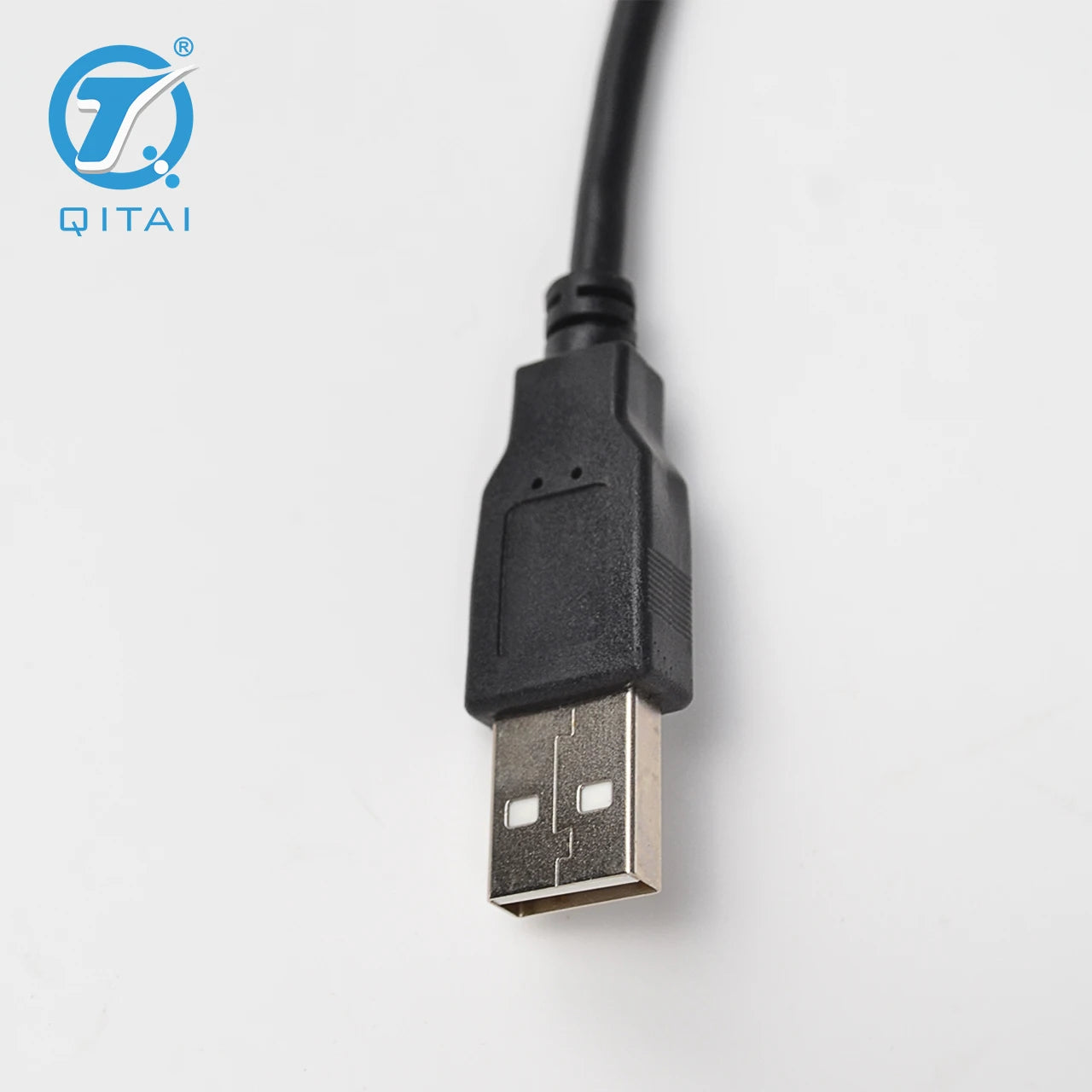 QITAI QX205-1-300 4-Conductor USB 2.0 Extension Cable 0.3-5m for Charging & Data Transmission with D-SUB Interface